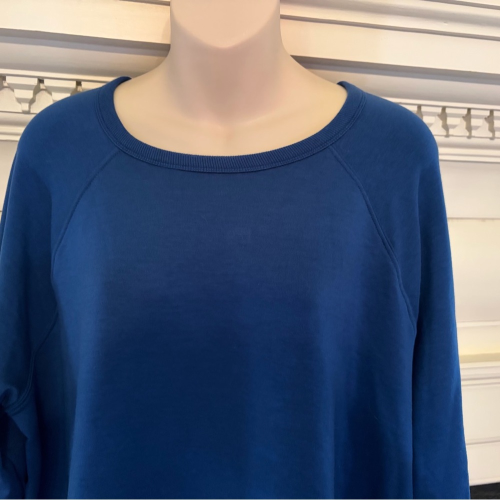 Athleta Women’s Coaster Luxe Deep Blue Sweatshirt Sz Large